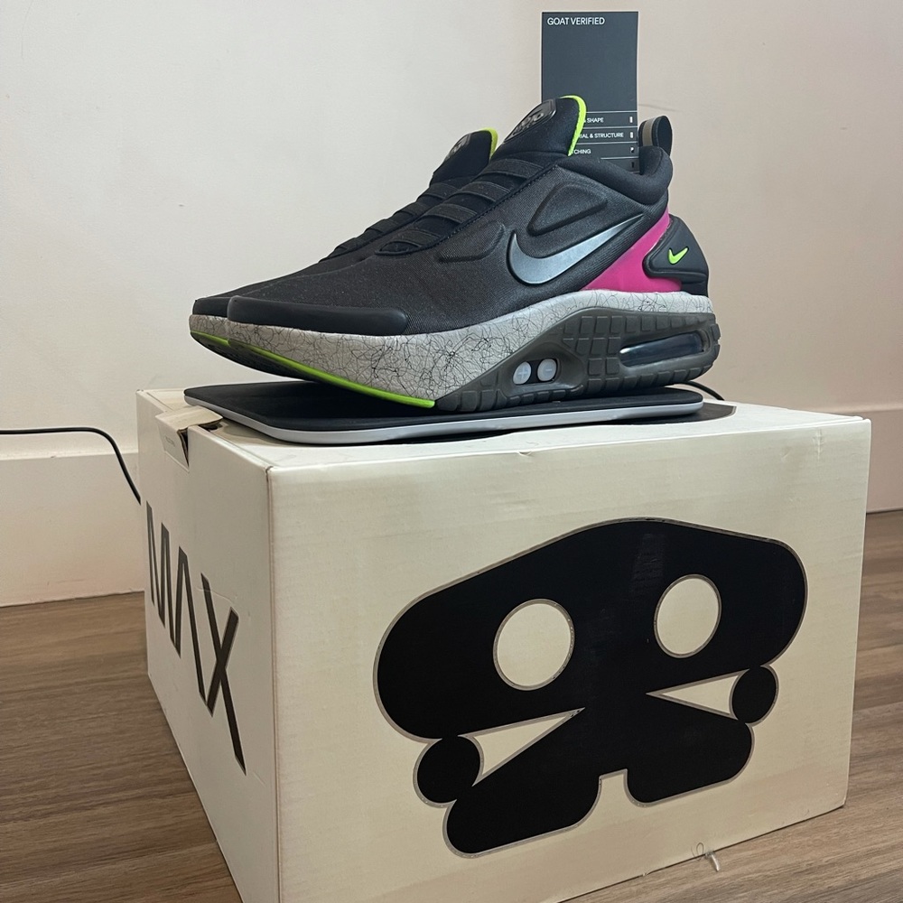 Nike Auto Max Adapt